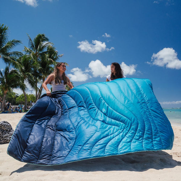 Rumpl Original Puffy Blanket - Ocean Fade Ocean Fade Puffy Blanket | Rumpl Printed Original